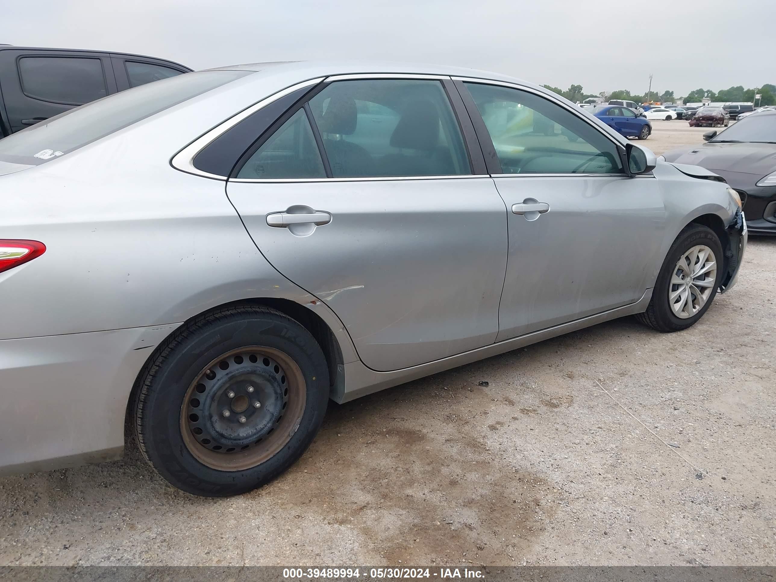 Photo 18 VIN: 4T1BF1FK6FU053515 - TOYOTA CAMRY 