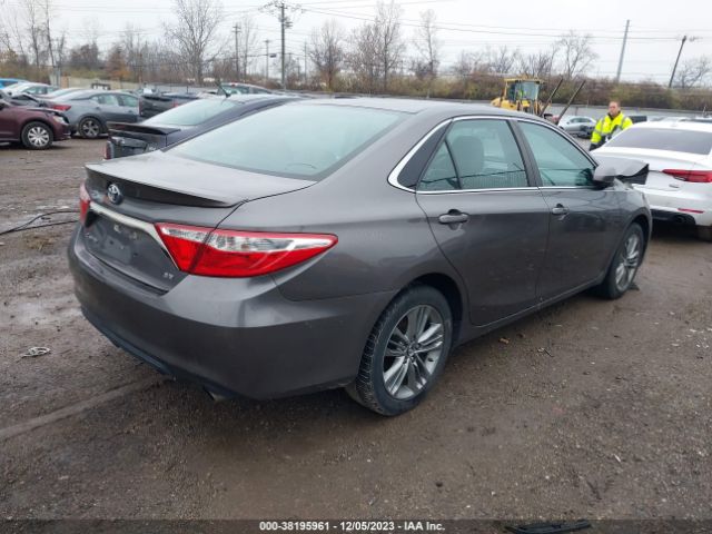 Photo 3 VIN: 4T1BF1FK6FU063509 - TOYOTA CAMRY 