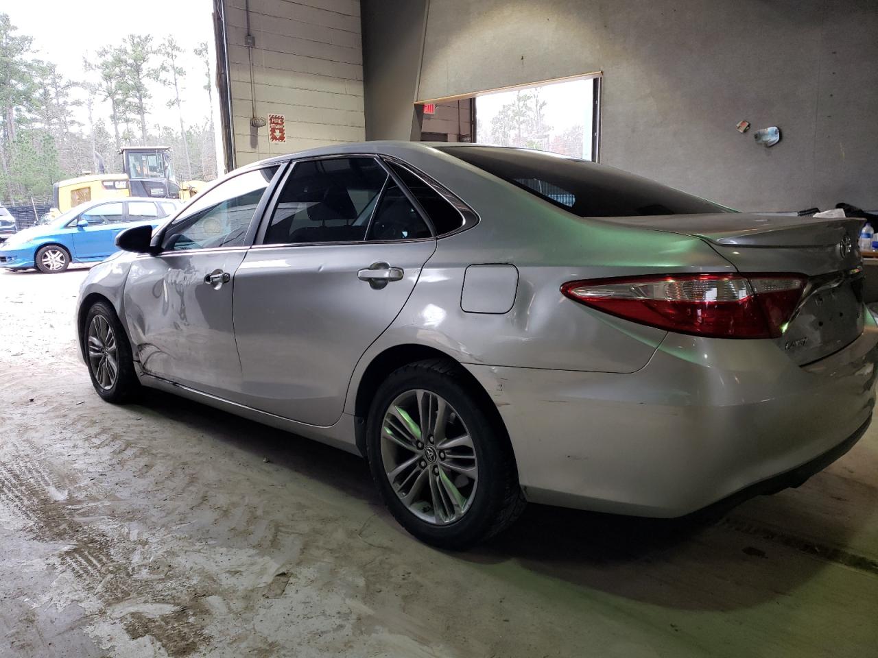 Photo 1 VIN: 4T1BF1FK6FU072307 - TOYOTA CAMRY 