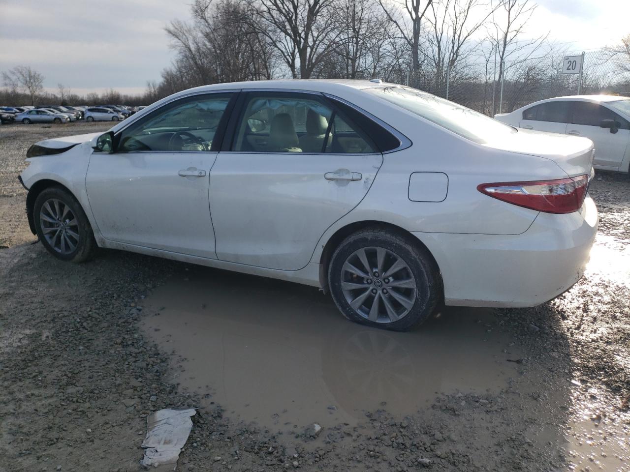 Photo 1 VIN: 4T1BF1FK6FU484422 - TOYOTA CAMRY 