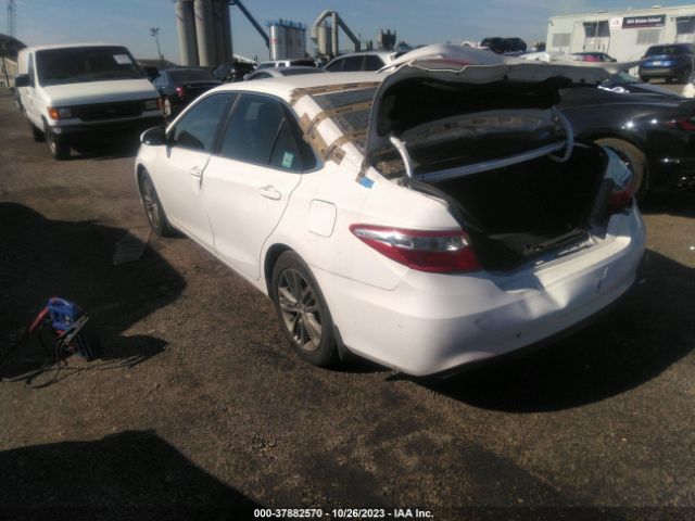 Photo 2 VIN: 4T1BF1FK6FU957901 - TOYOTA CAMRY 