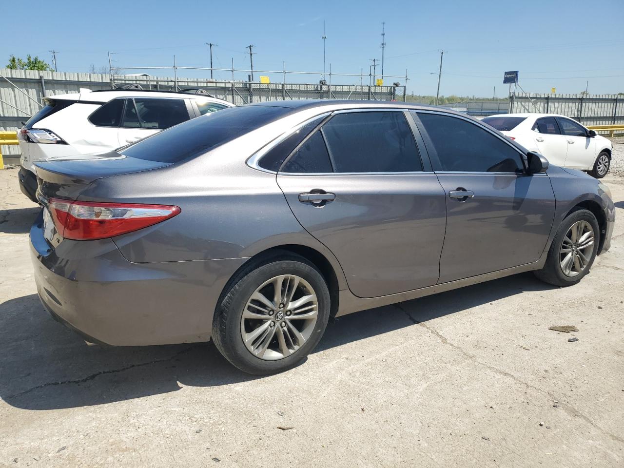 Photo 2 VIN: 4T1BF1FK6GU208162 - TOYOTA CAMRY 