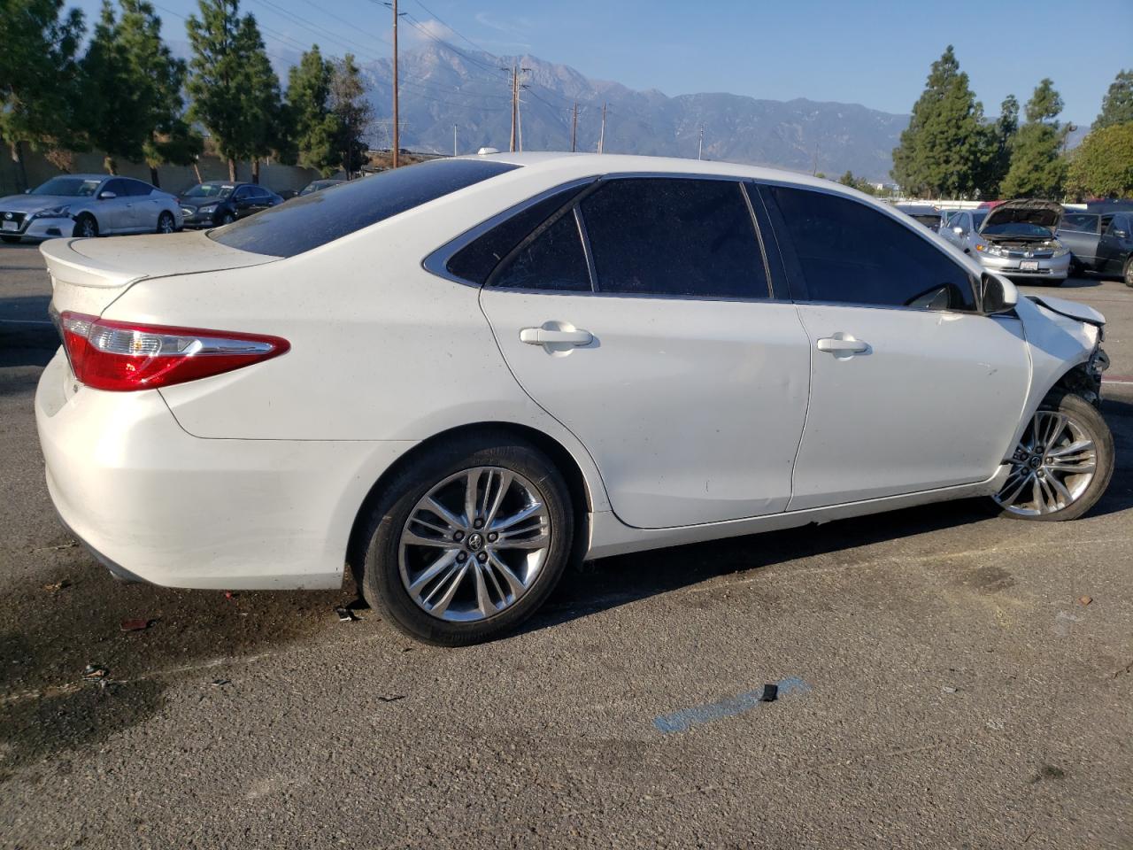 Photo 2 VIN: 4T1BF1FK6GU256387 - TOYOTA CAMRY 