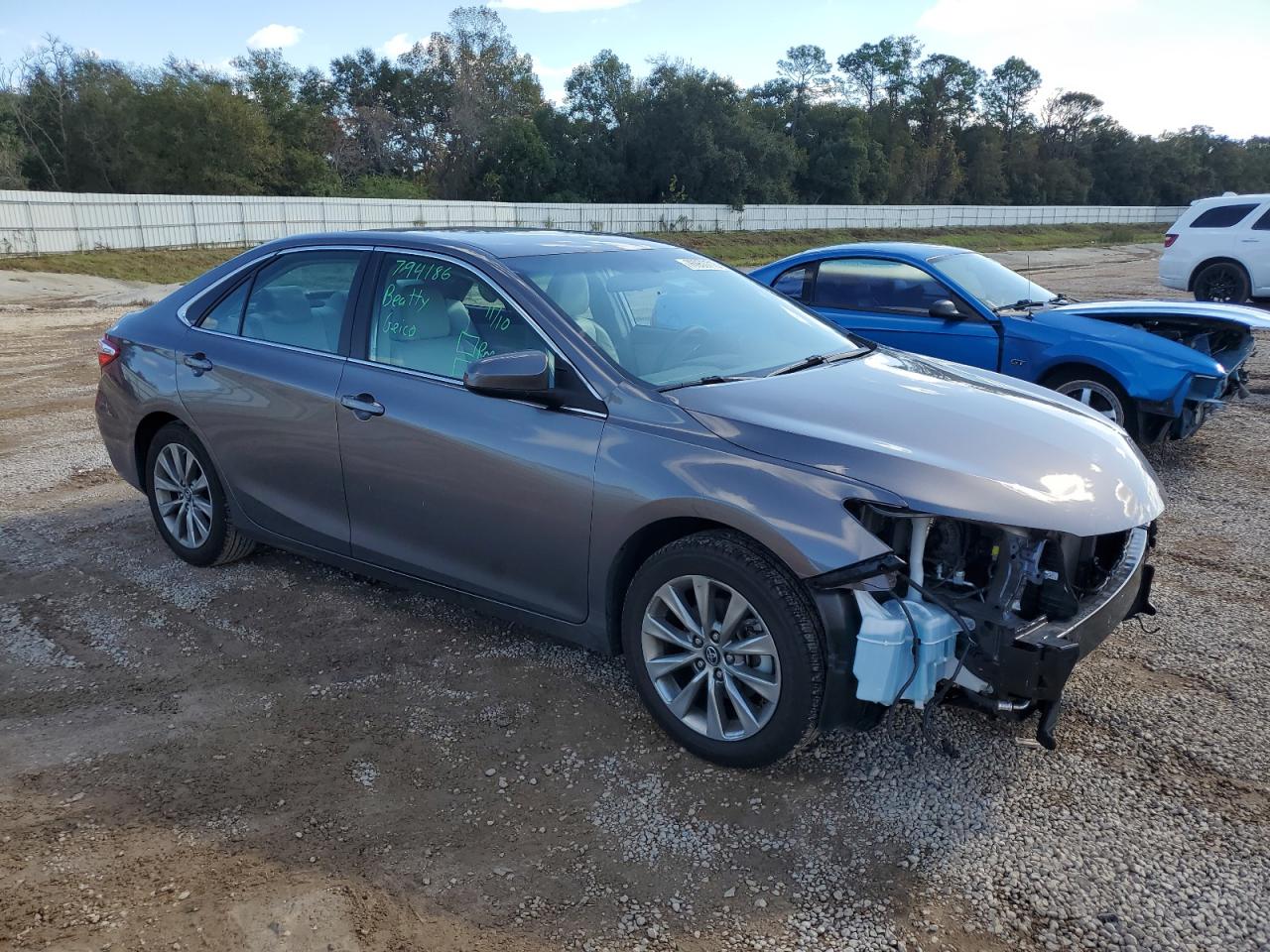 Photo 3 VIN: 4T1BF1FK6HU315908 - TOYOTA CAMRY 