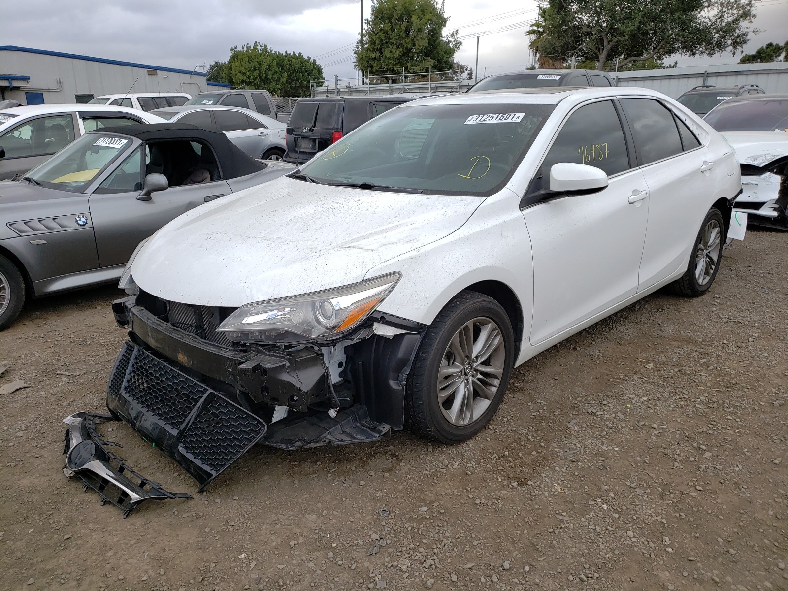 Photo 1 VIN: 4T1BF1FK6HU425437 - TOYOTA CAMRY LE 