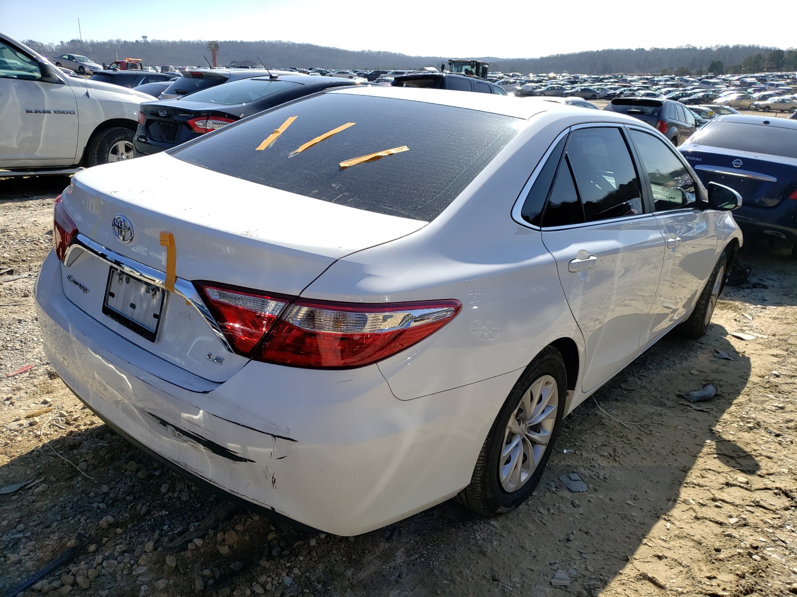 Photo 3 VIN: 4T1BF1FK6HU711661 - TOYOTA CAMRY 