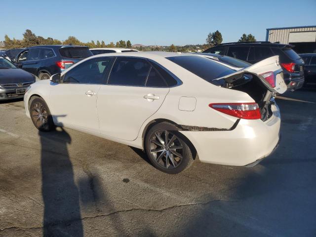 Photo 1 VIN: 4T1BF1FK6HU728623 - TOYOTA CAMRY LE 