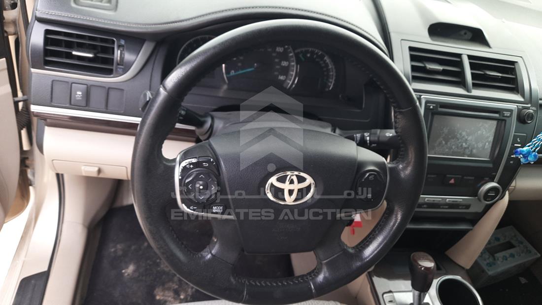 Photo 12 VIN: 4T1BF1FK7CU086387 - TOYOTA CAMRY 