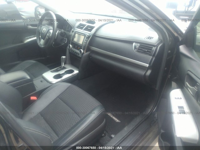 Photo 4 VIN: 4T1BF1FK7CU093808 - TOYOTA CAMRY 