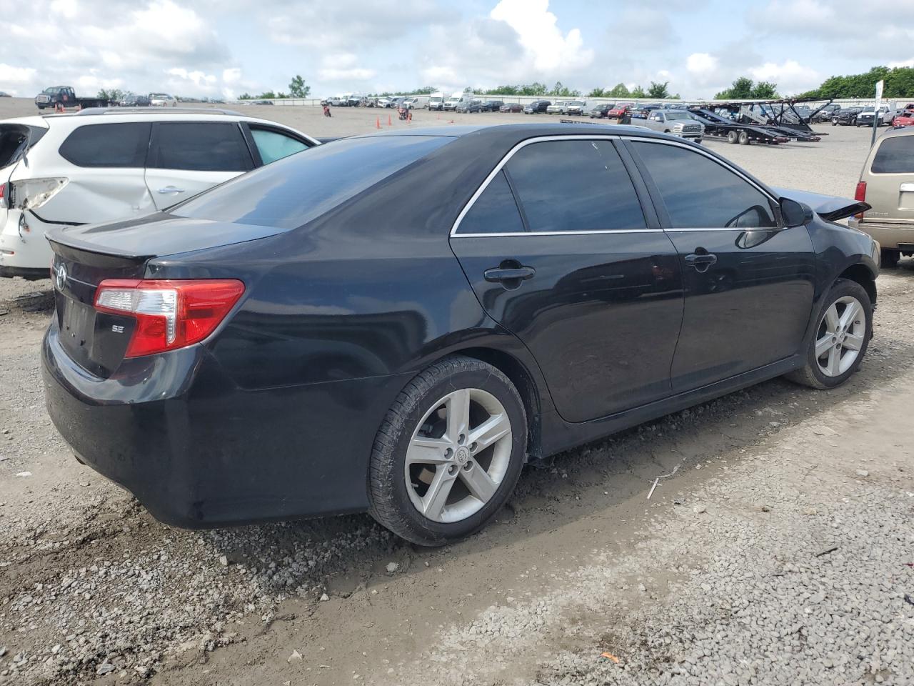 Photo 2 VIN: 4T1BF1FK7CU114401 - TOYOTA CAMRY 