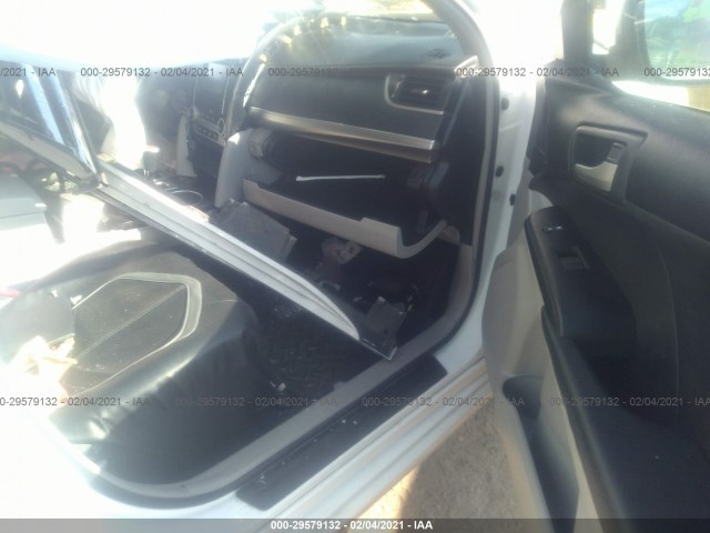 Photo 4 VIN: 4T1BF1FK7CU174615 - TOYOTA CAMRY 