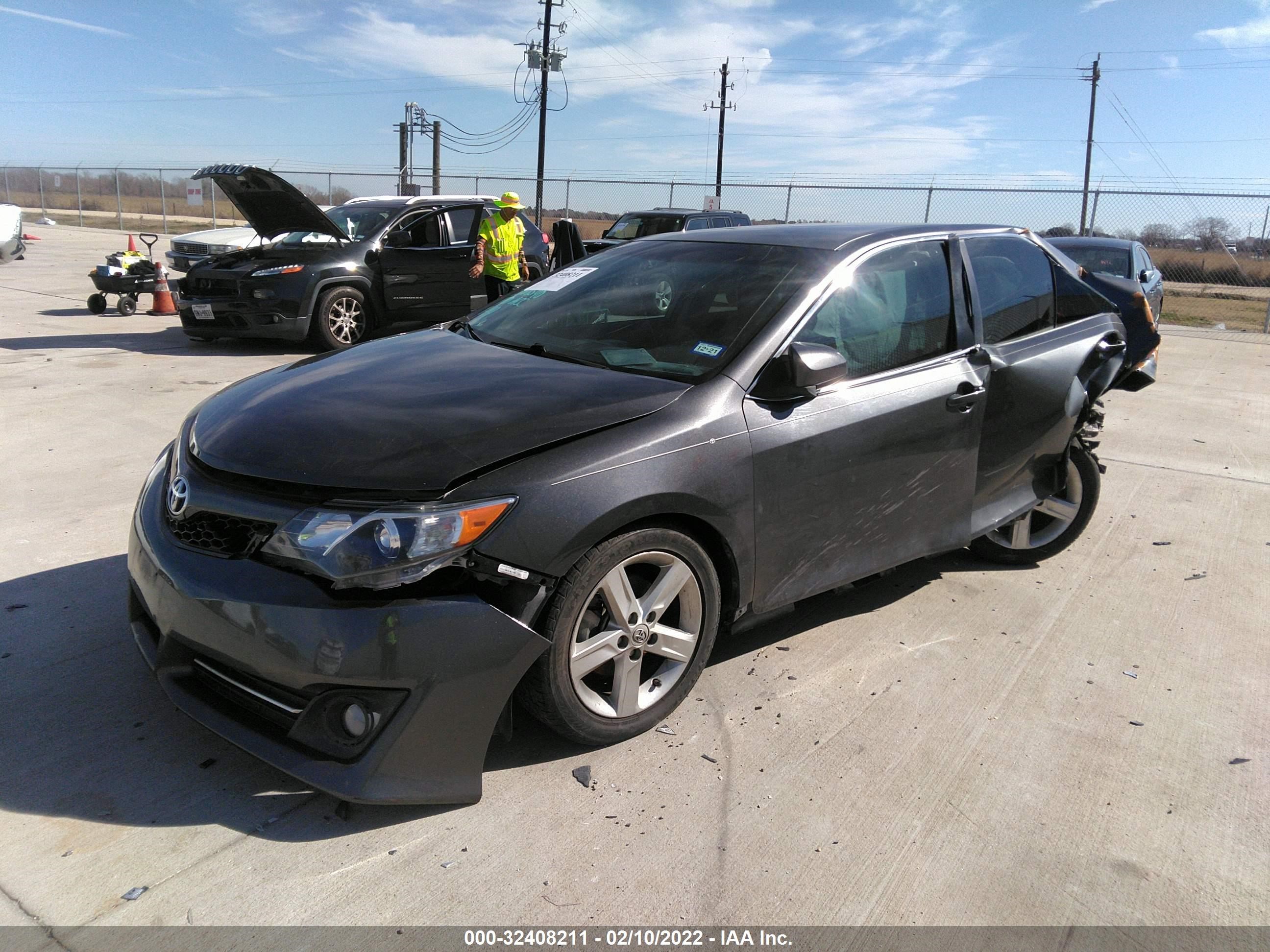 Photo 1 VIN: 4T1BF1FK7CU203594 - TOYOTA CAMRY 