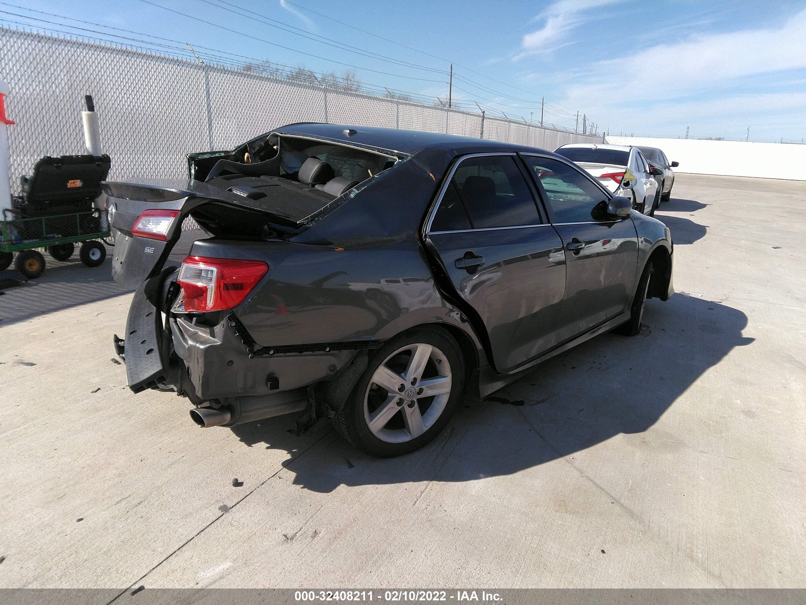 Photo 3 VIN: 4T1BF1FK7CU203594 - TOYOTA CAMRY 