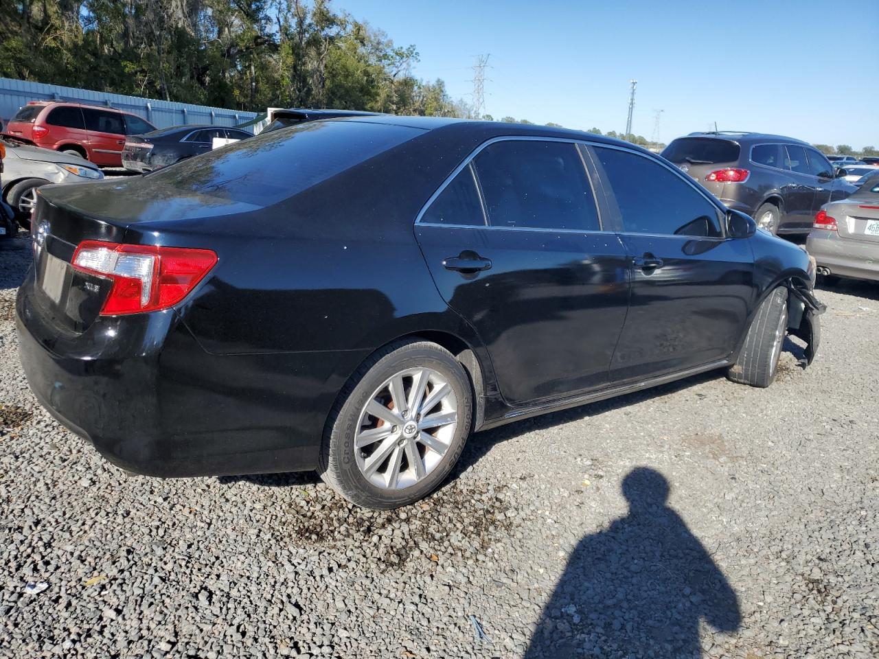 Photo 2 VIN: 4T1BF1FK7CU580832 - TOYOTA CAMRY 