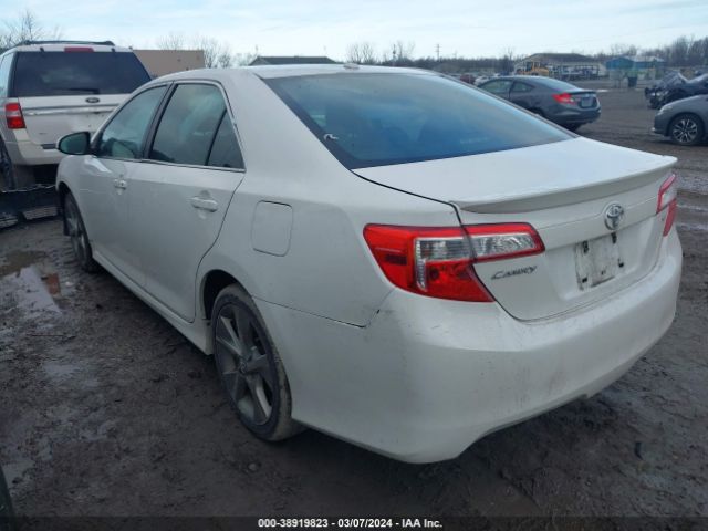 Photo 2 VIN: 4T1BF1FK7CU632623 - TOYOTA CAMRY 