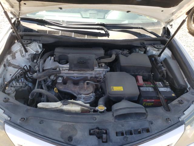 Photo 6 VIN: 4T1BF1FK7DU638990 - TOYOTA CAMRY L 