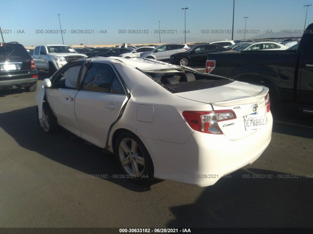 Photo 2 VIN: 4T1BF1FK7DU648824 - TOYOTA CAMRY 