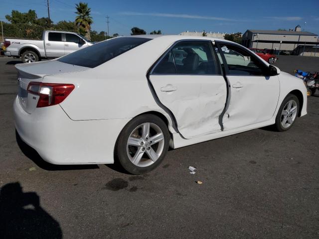 Photo 2 VIN: 4T1BF1FK7DU676655 - TOYOTA CAMRY L 