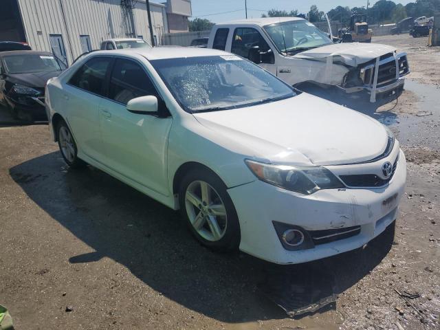 Photo 3 VIN: 4T1BF1FK7DU678860 - TOYOTA CAMRY L 