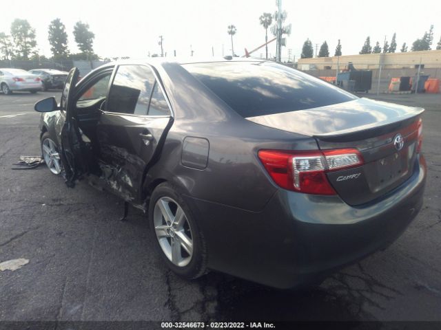 Photo 2 VIN: 4T1BF1FK7DU680463 - TOYOTA CAMRY 