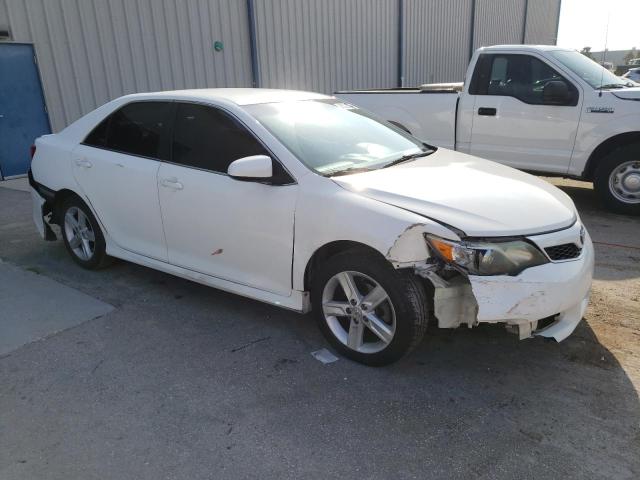 Photo 3 VIN: 4T1BF1FK7DU681550 - TOYOTA CAMRY L 