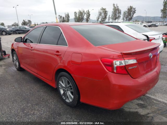 Photo 2 VIN: 4T1BF1FK7DU700744 - TOYOTA CAMRY 