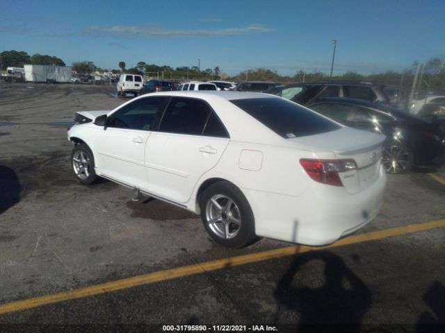 Photo 2 VIN: 4T1BF1FK7DU703014 - TOYOTA CAMRY 