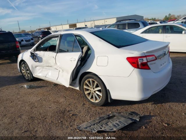 Photo 2 VIN: 4T1BF1FK7DU703613 - TOYOTA CAMRY 