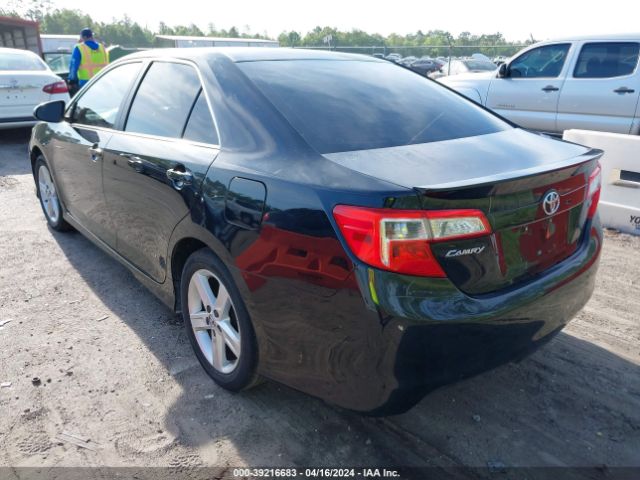 Photo 2 VIN: 4T1BF1FK7DU703708 - TOYOTA CAMRY 