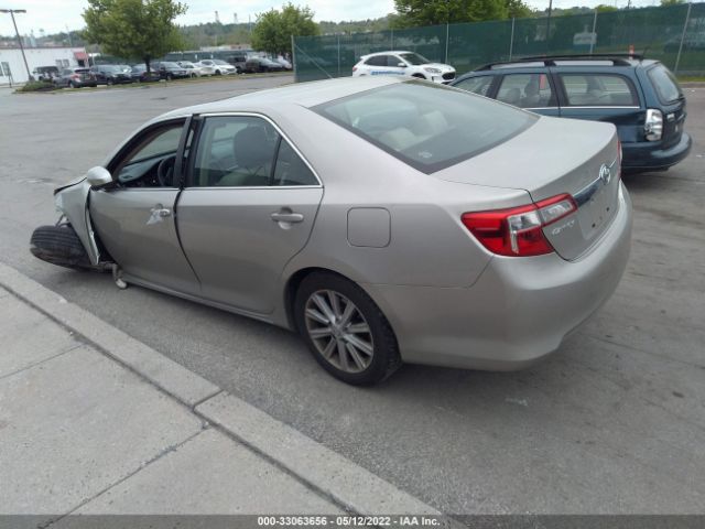 Photo 2 VIN: 4T1BF1FK7DU716961 - TOYOTA CAMRY 