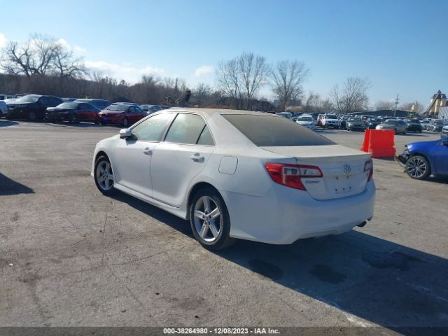 Photo 2 VIN: 4T1BF1FK7EU311605 - TOYOTA CAMRY 