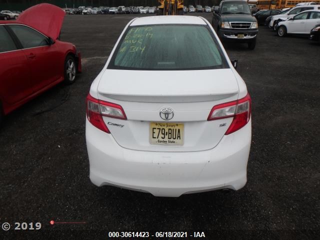 Photo 4 VIN: 4T1BF1FK7EU354504 - TOYOTA CAMRY 