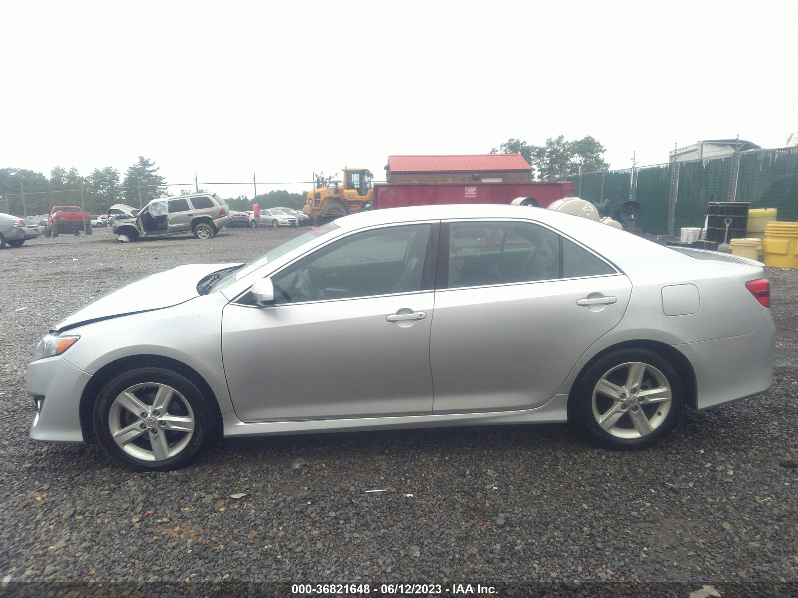 Photo 13 VIN: 4T1BF1FK7EU409114 - TOYOTA CAMRY 