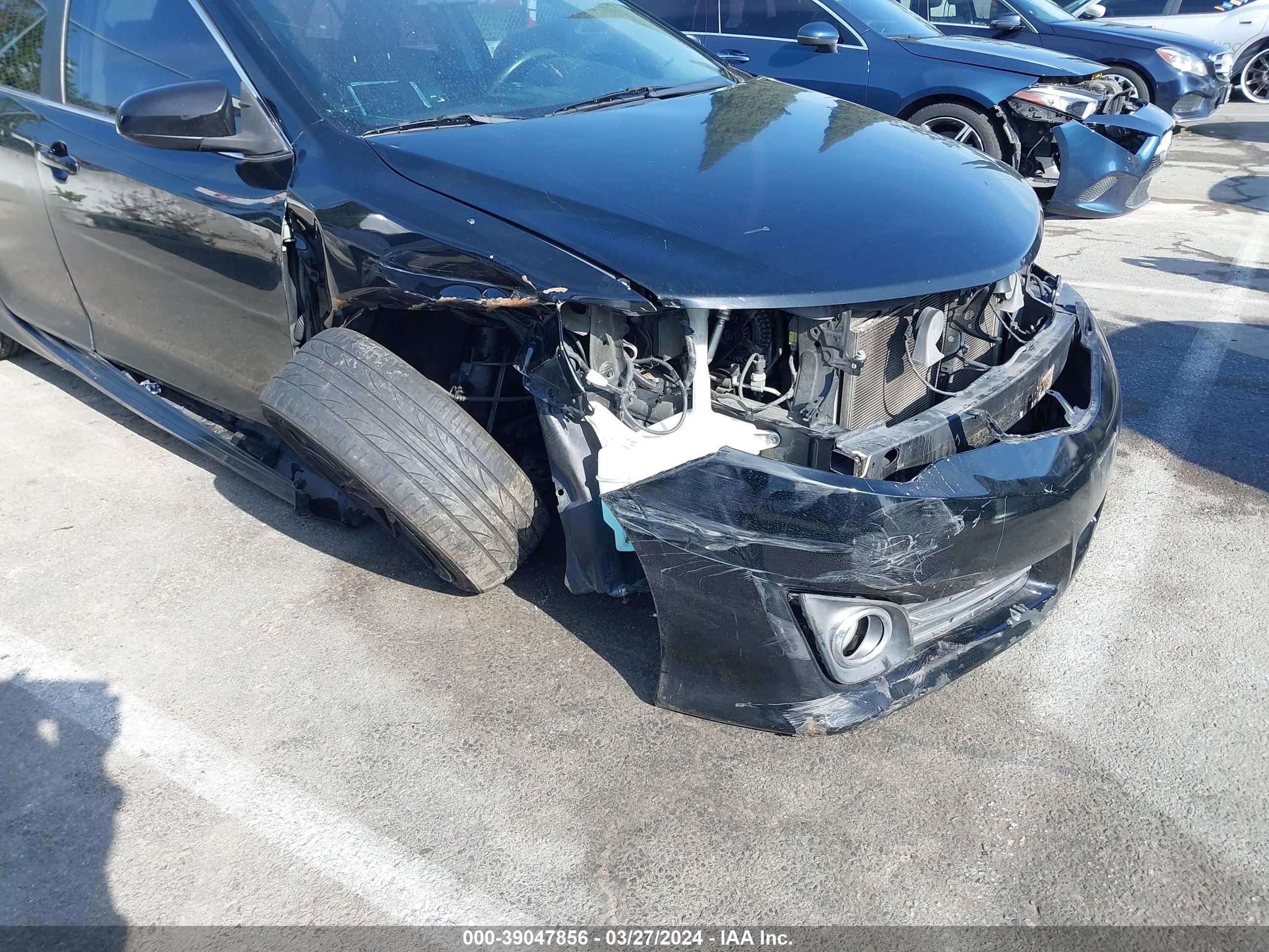 Photo 5 VIN: 4T1BF1FK7EU429167 - TOYOTA CAMRY 