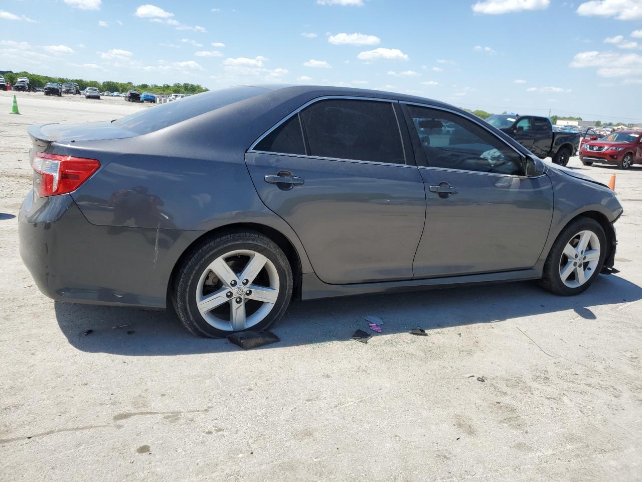 Photo 2 VIN: 4T1BF1FK7EU434904 - TOYOTA CAMRY 