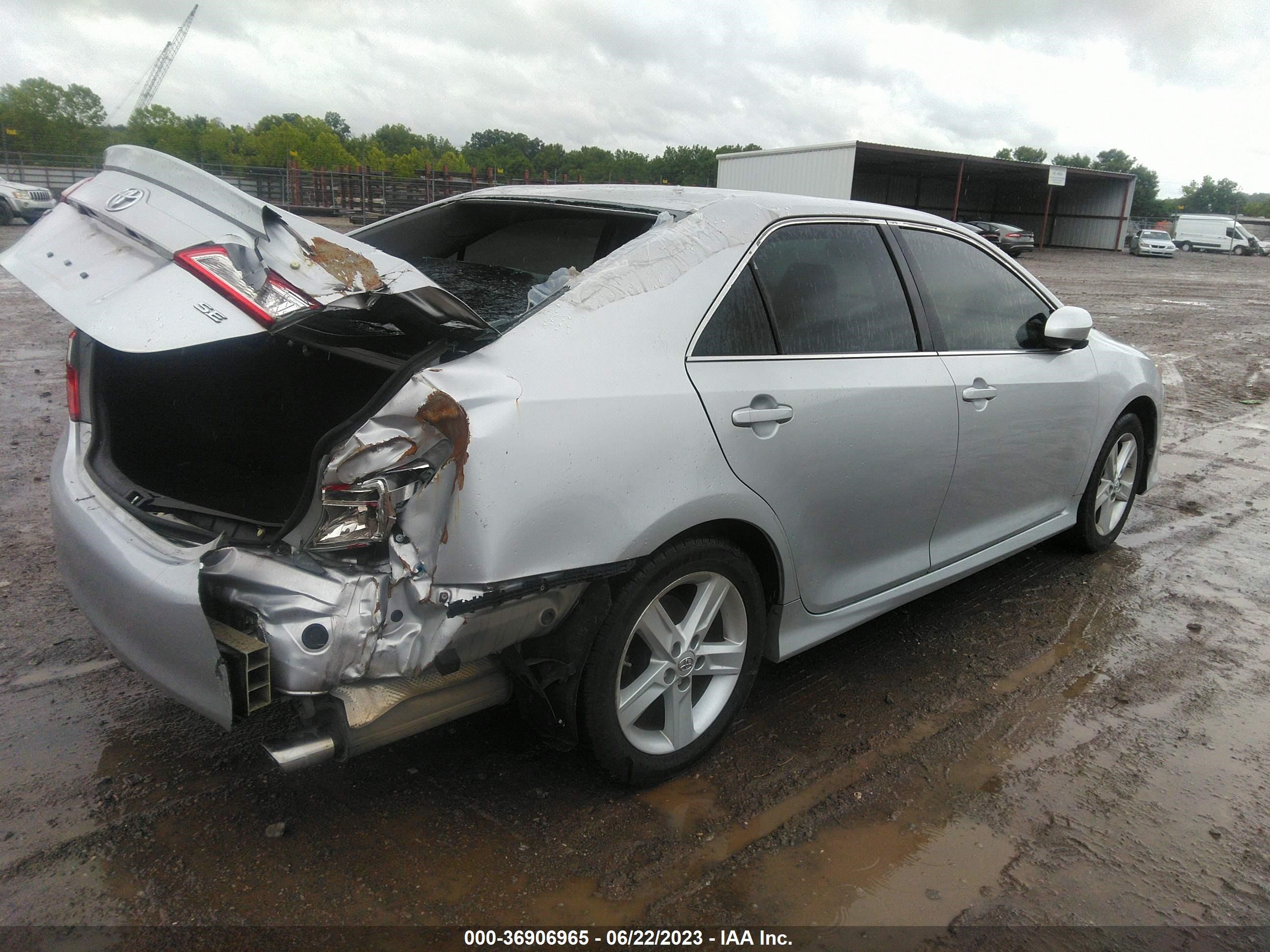 Photo 3 VIN: 4T1BF1FK7EU450097 - TOYOTA CAMRY 