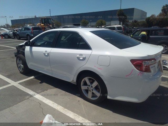 Photo 2 VIN: 4T1BF1FK7EU460421 - TOYOTA CAMRY 