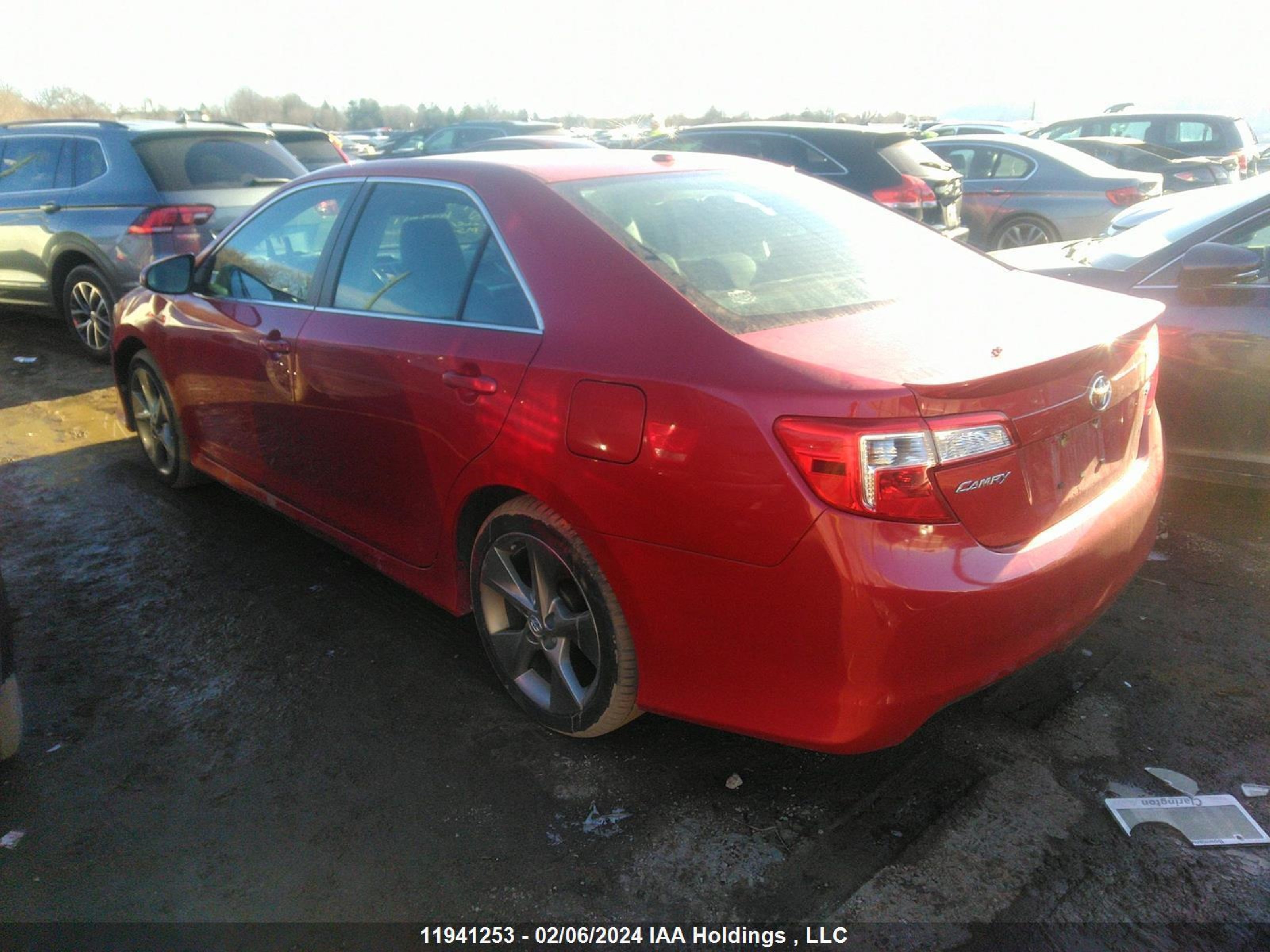 Photo 2 VIN: 4T1BF1FK7EU747998 - TOYOTA CAMRY 