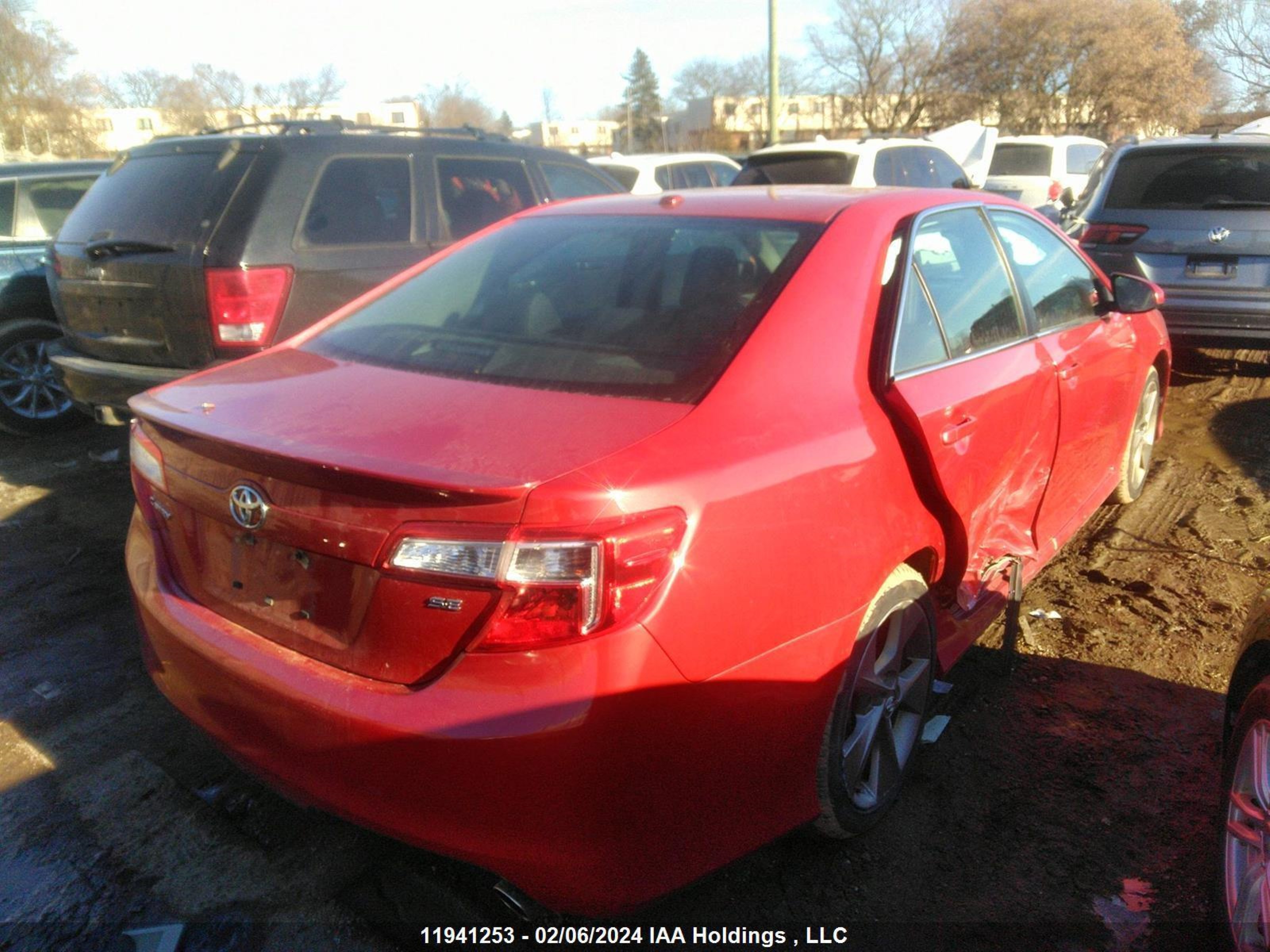 Photo 3 VIN: 4T1BF1FK7EU747998 - TOYOTA CAMRY 