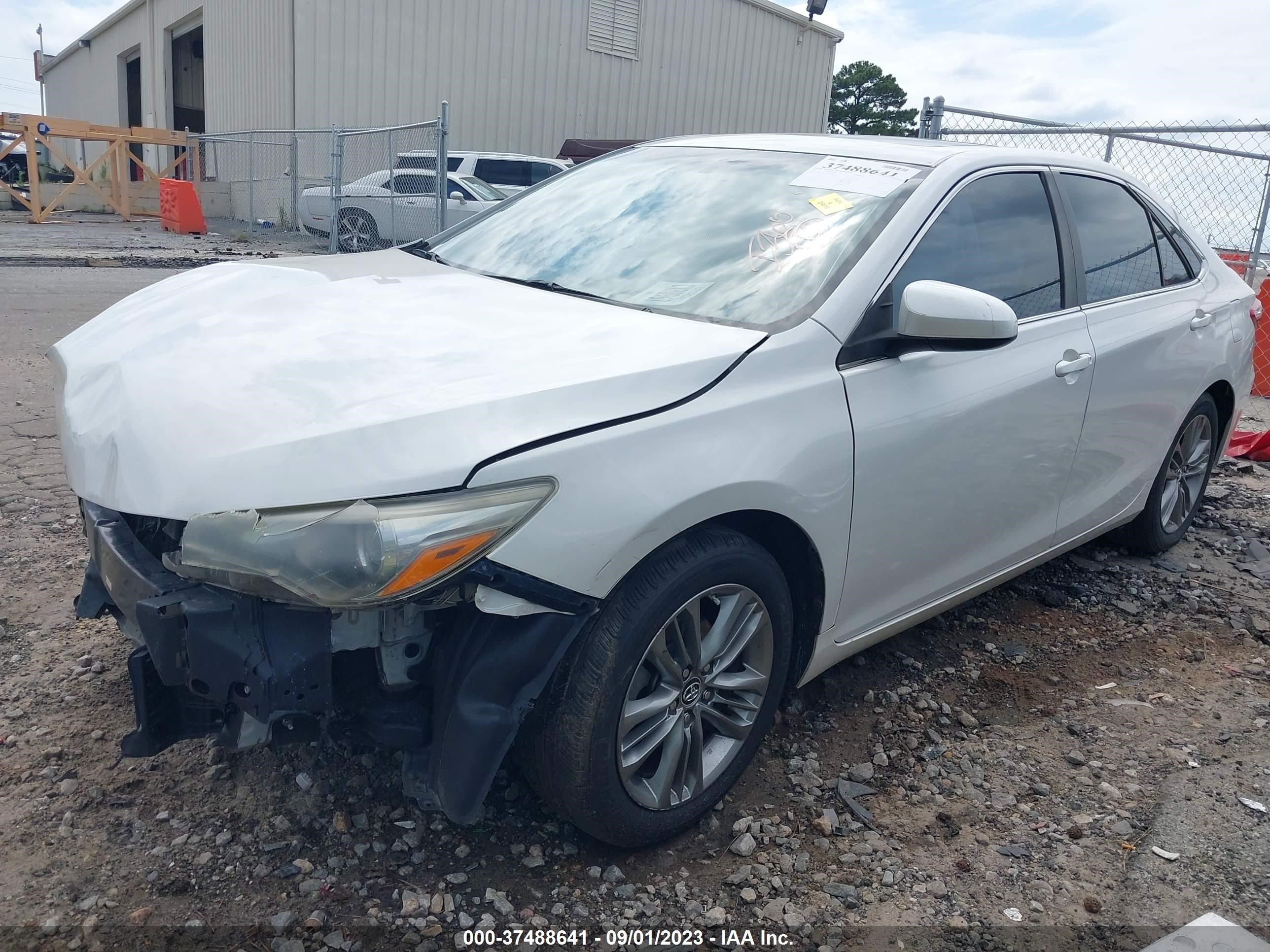 Photo 1 VIN: 4T1BF1FK7FU061669 - TOYOTA CAMRY 