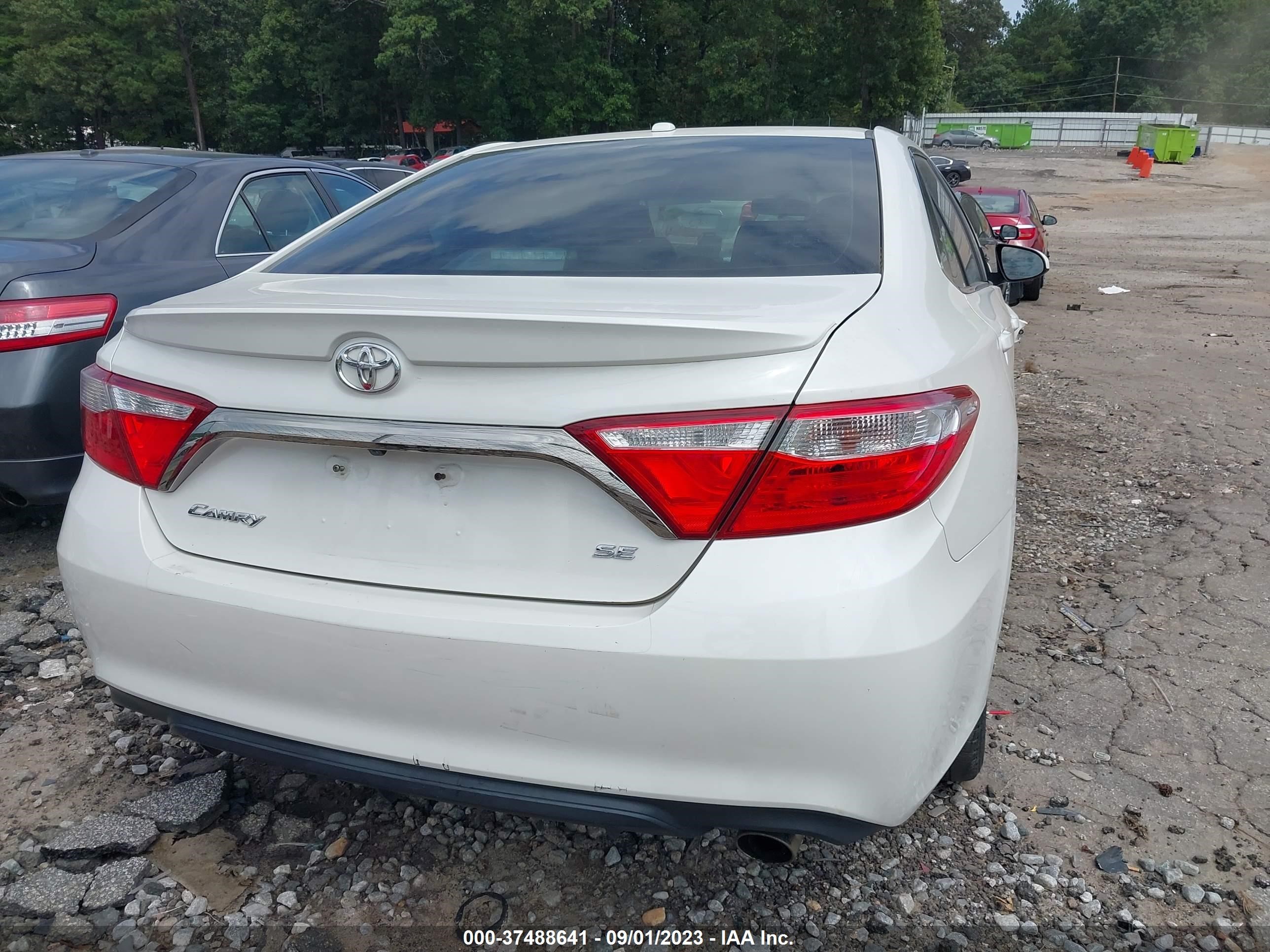 Photo 15 VIN: 4T1BF1FK7FU061669 - TOYOTA CAMRY 