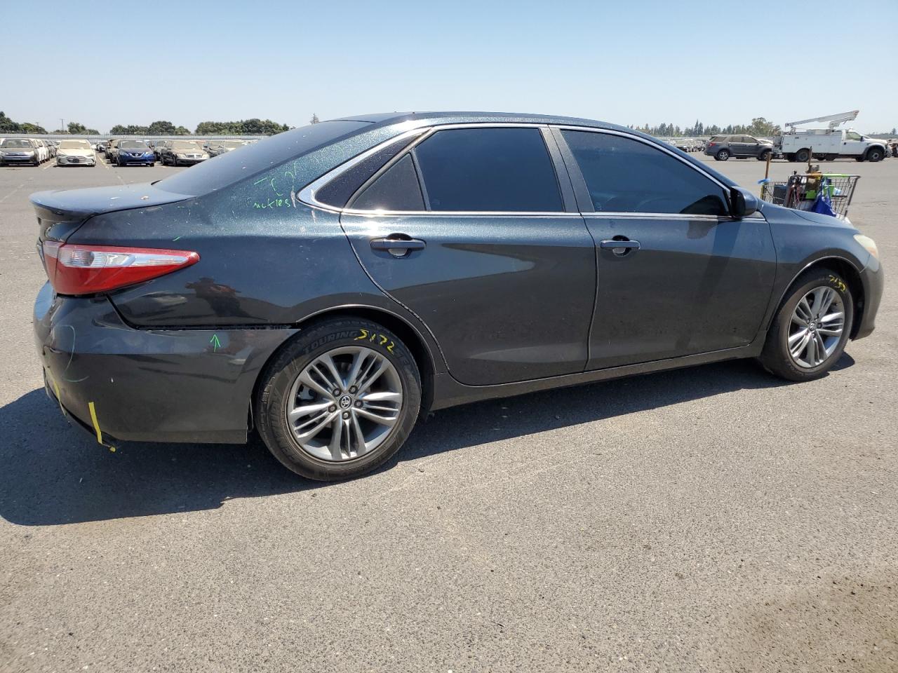 Photo 2 VIN: 4T1BF1FK7FU480735 - TOYOTA CAMRY 