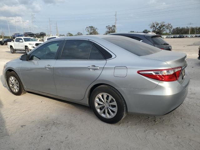 Photo 1 VIN: 4T1BF1FK7FU891360 - TOYOTA CAMRY LE 