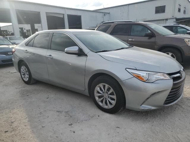 Photo 3 VIN: 4T1BF1FK7FU891360 - TOYOTA CAMRY LE 