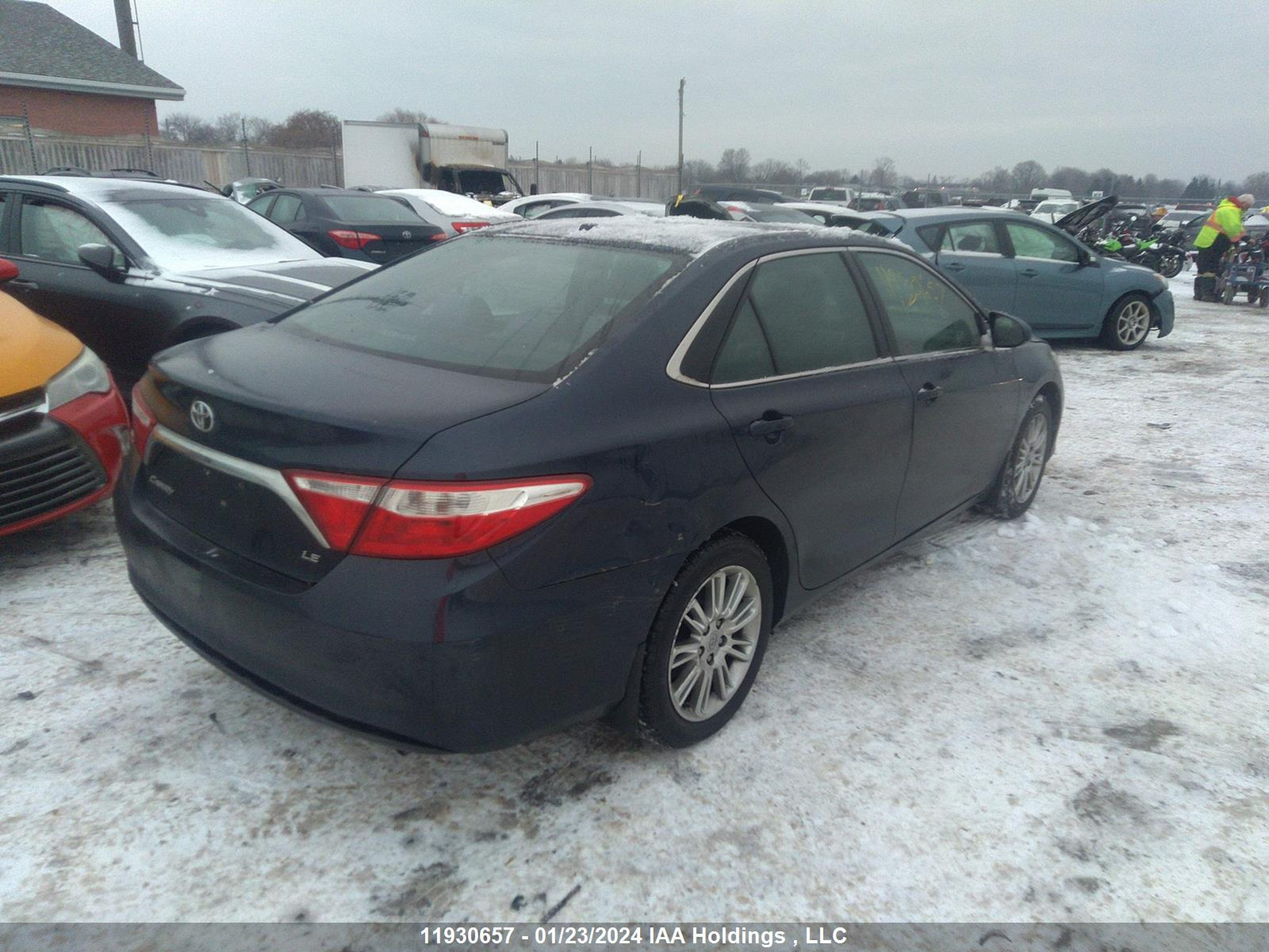 Photo 3 VIN: 4T1BF1FK7FU932361 - TOYOTA CAMRY 