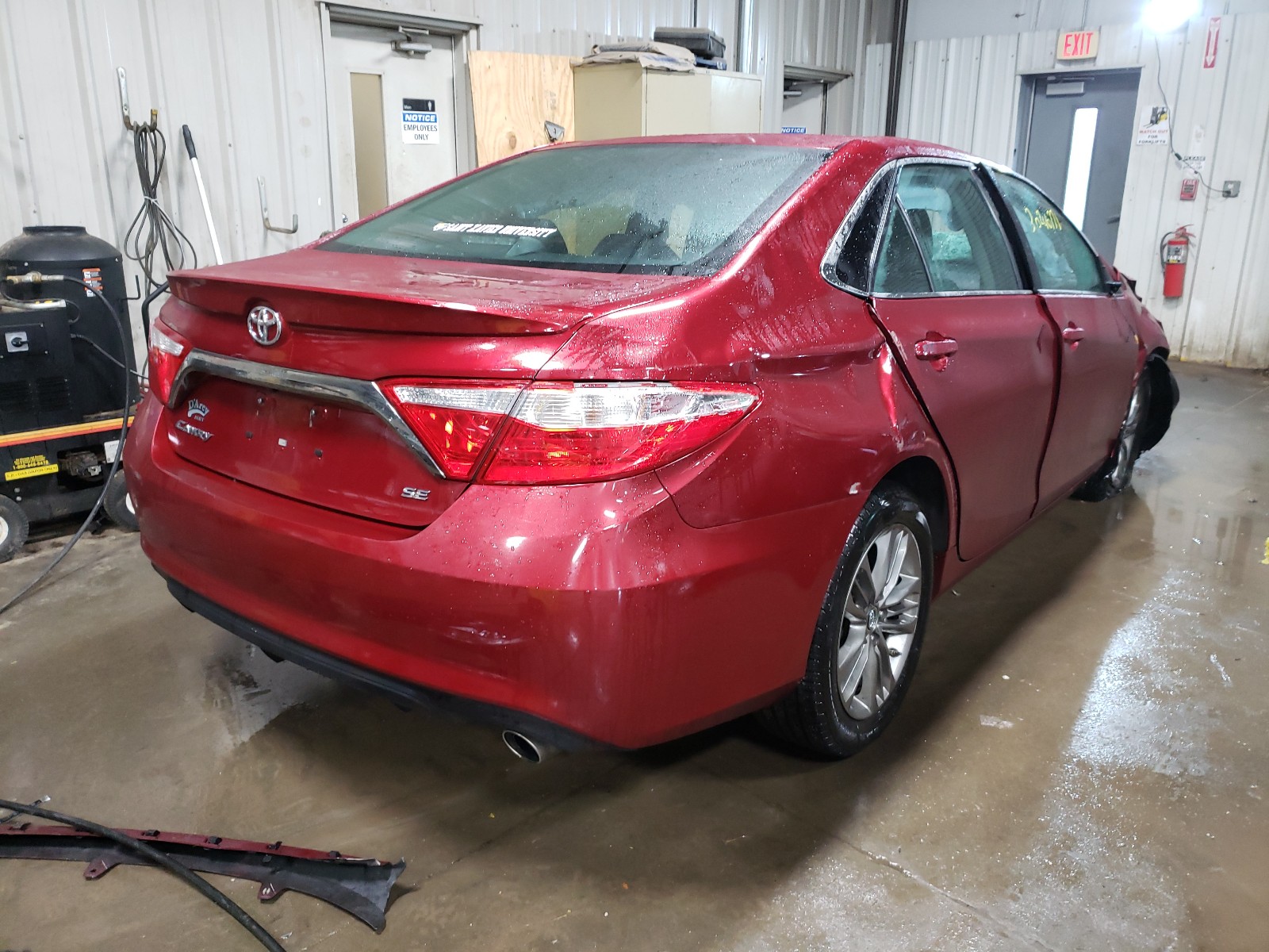 Photo 3 VIN: 4T1BF1FK7FU956093 - TOYOTA CAMRY LE 