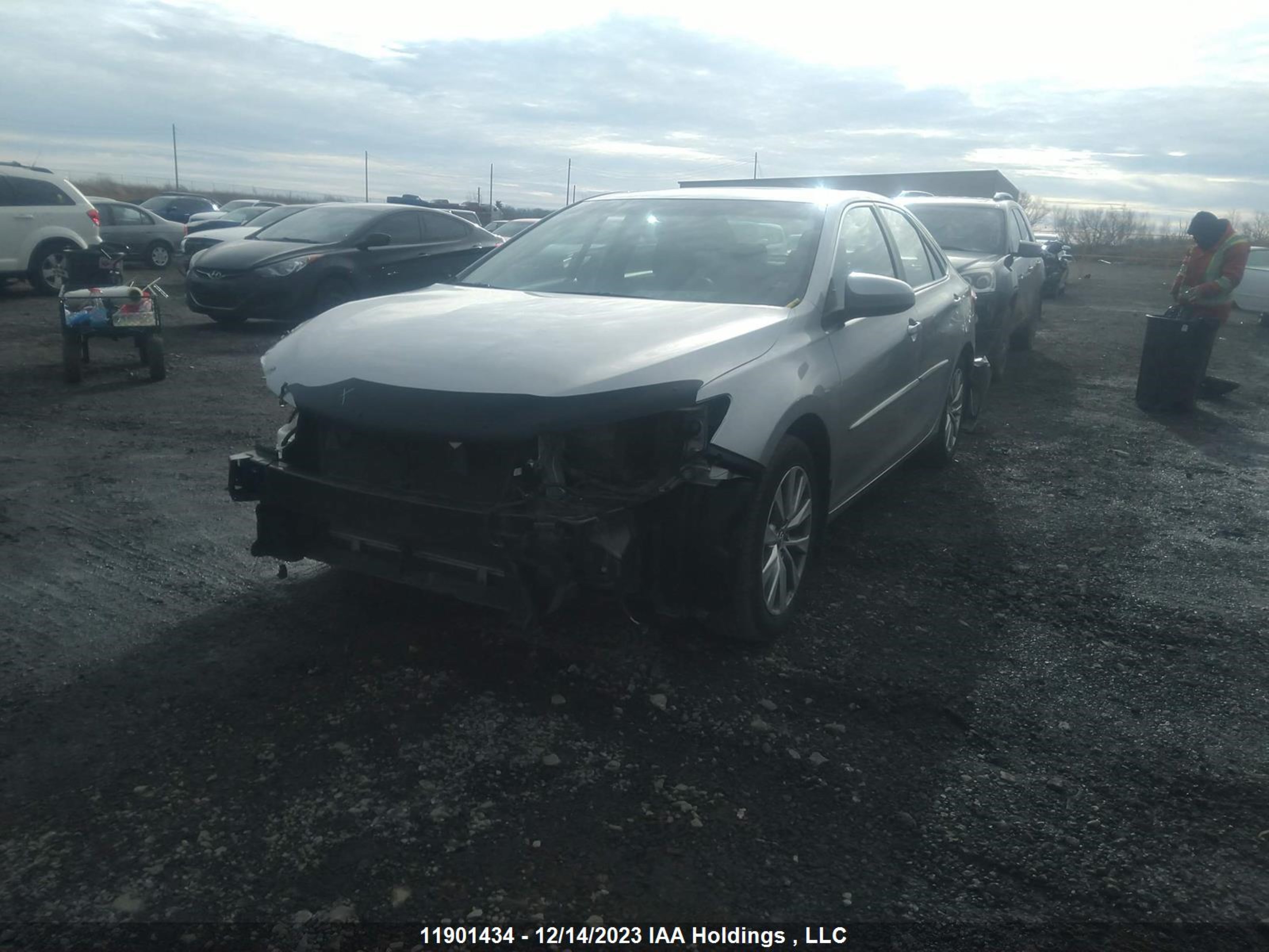 Photo 1 VIN: 4T1BF1FK7FU956708 - TOYOTA CAMRY 