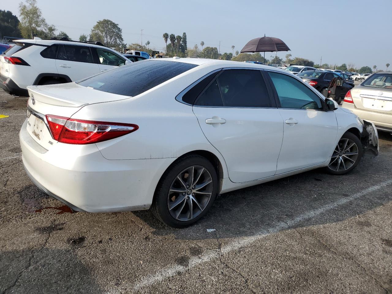 Photo 2 VIN: 4T1BF1FK7GU228730 - TOYOTA CAMRY 