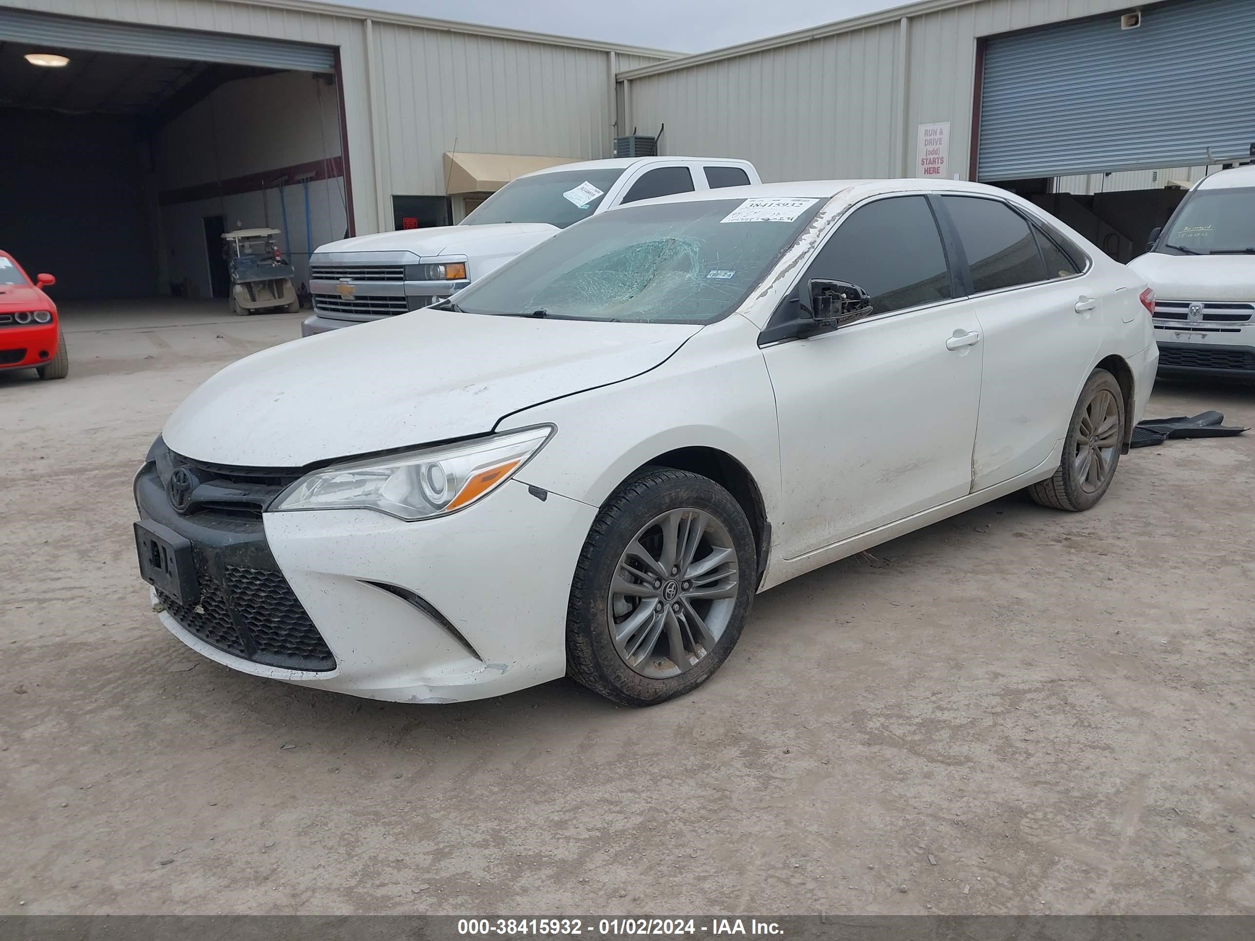 Photo 1 VIN: 4T1BF1FK7HU305727 - TOYOTA CAMRY 