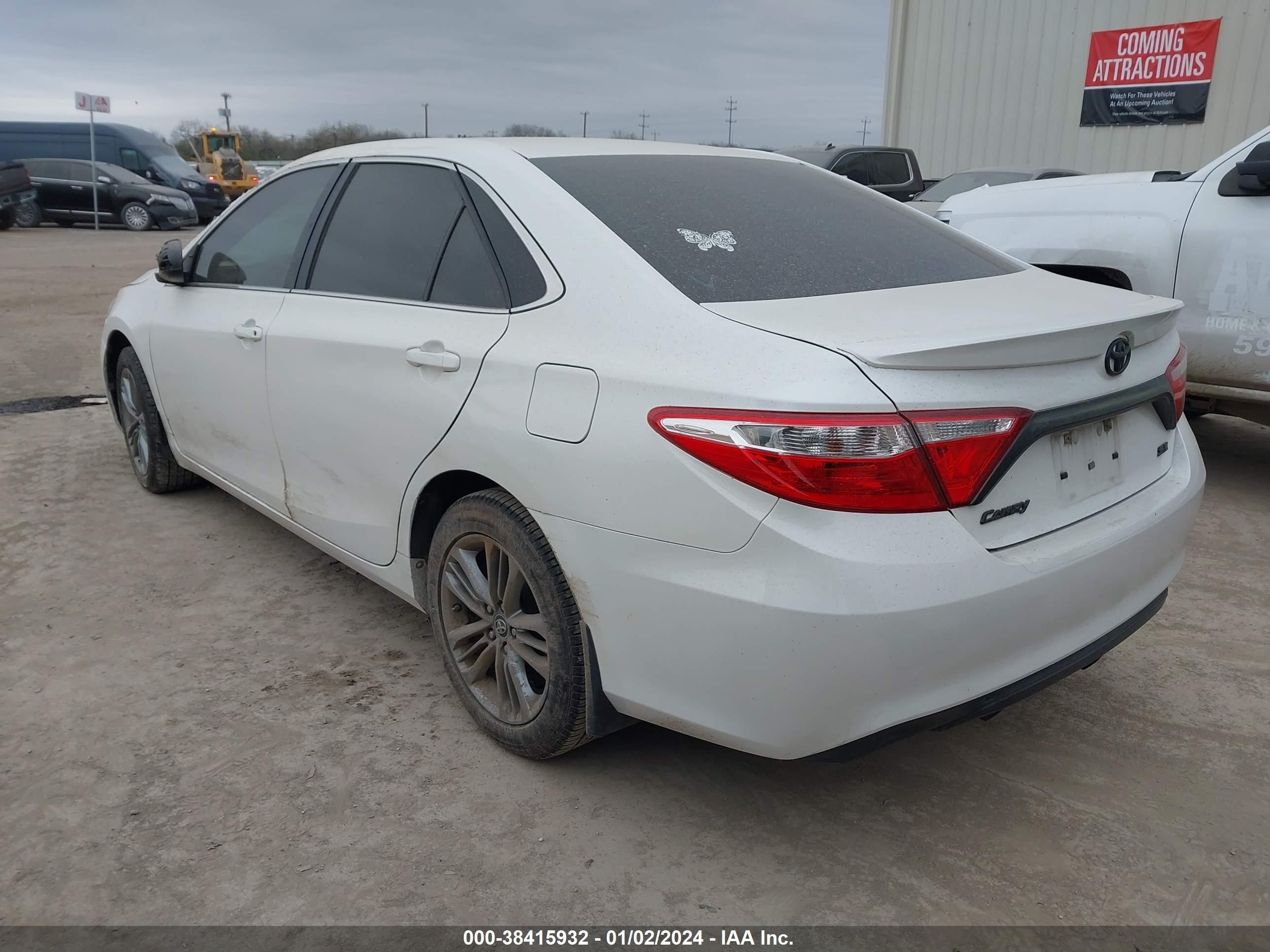 Photo 2 VIN: 4T1BF1FK7HU305727 - TOYOTA CAMRY 